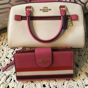 COACH Handbag with matching wallet. Great condition!